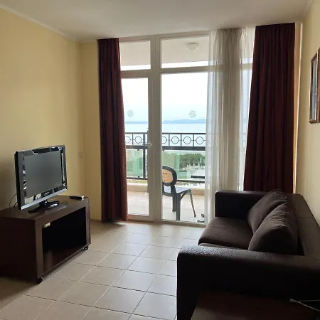 Sunset Resort Pomorie Apartment